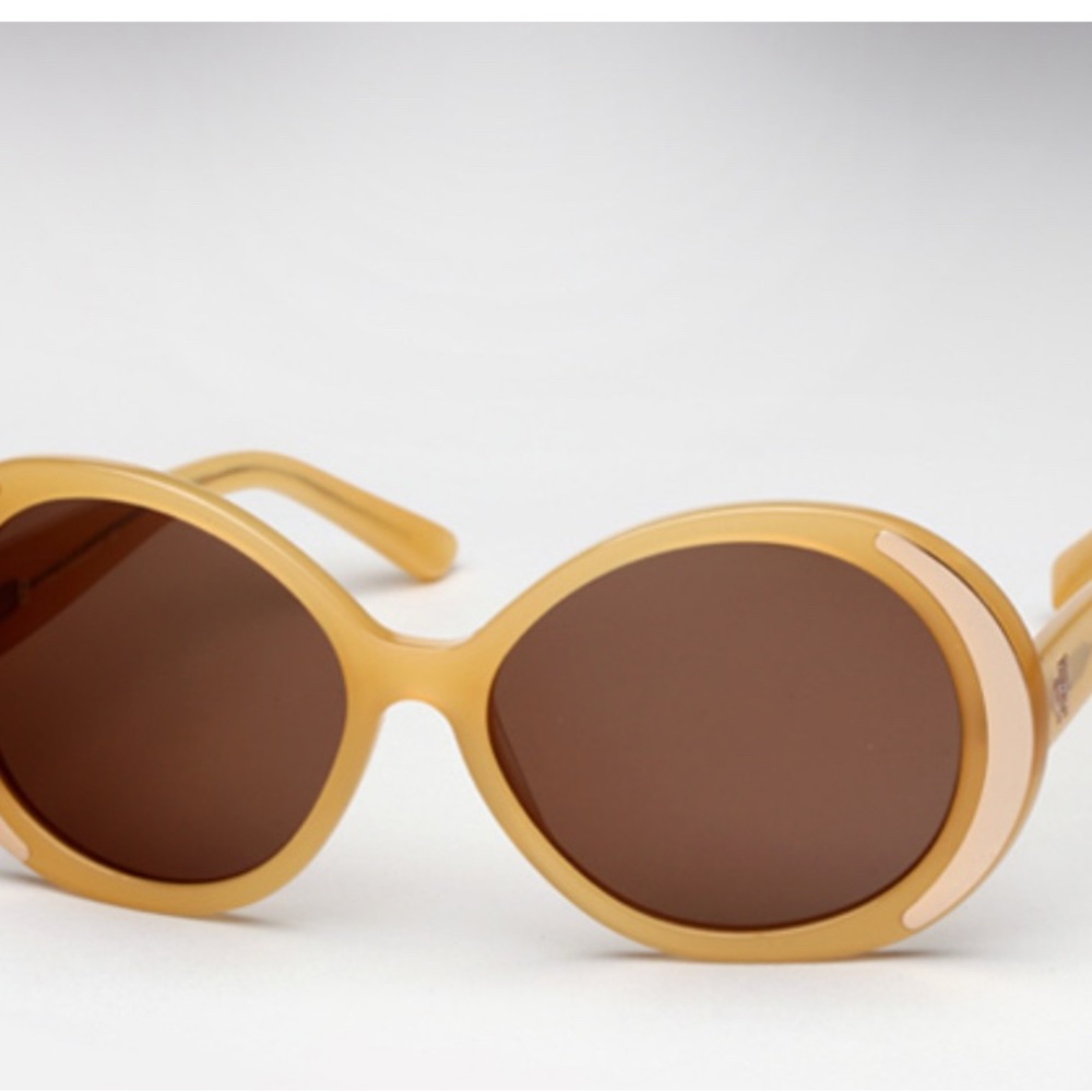 House of Harlow 1960 Tan Oval Sunglasses